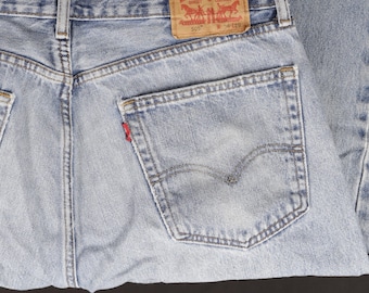Vintage Y2K Levi's 505 Straight Leg Jeans — Men's 36x28 Light Wash Faded Denim Classic Fit