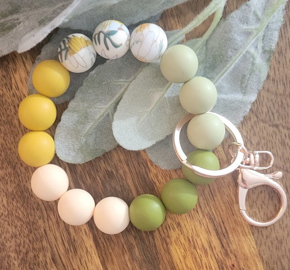 Bangle Key Ring | Bracelet Key Chain | Wristlet Keychain | Silicone Bangle Key Ring | Daisy | Keychain Gift