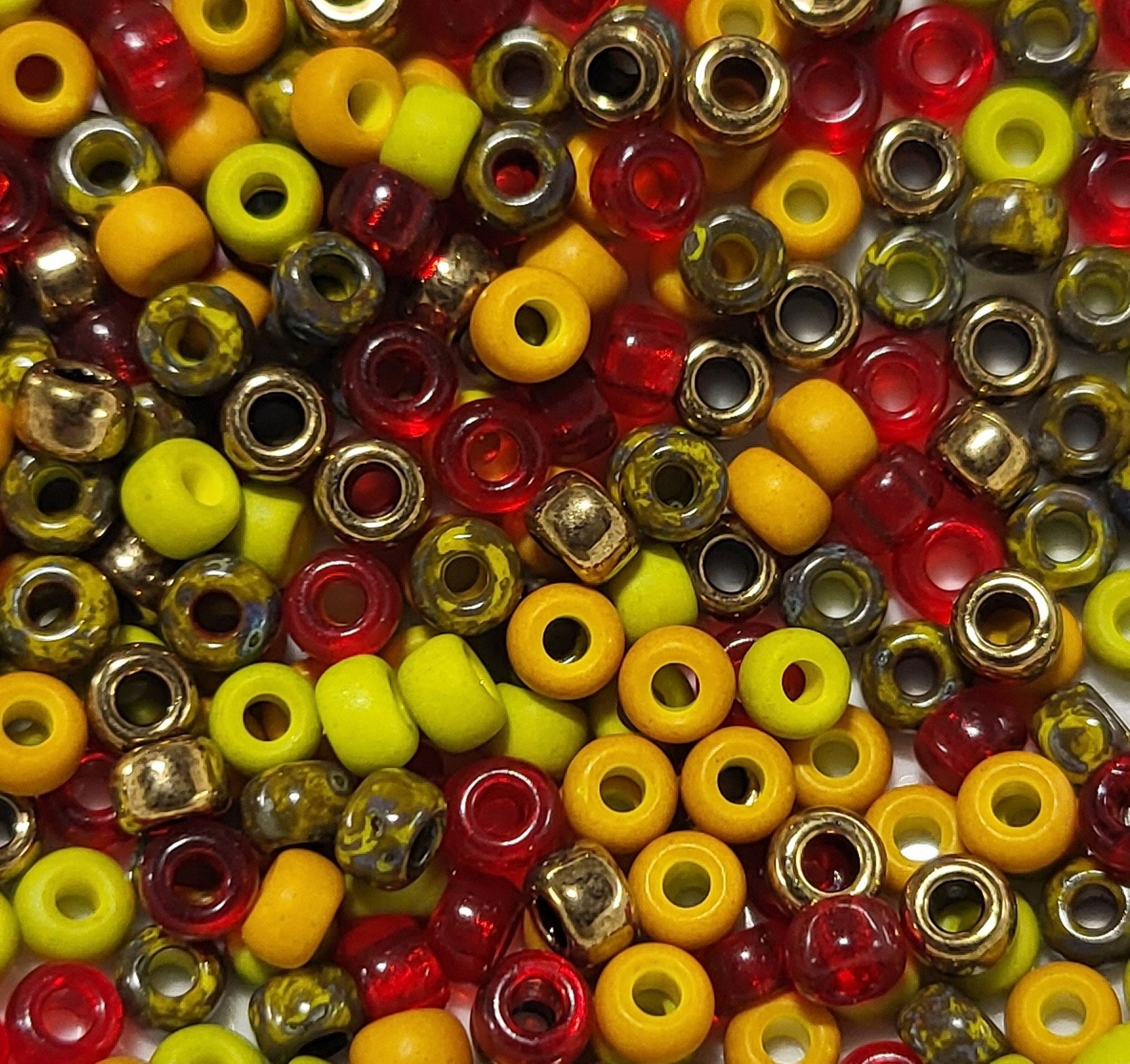 6/0 Miyuki Round Seed Beads- BeadsCastleStore Mixture 400- Red Black Beige Green Shades-Matte Metallic Picasso-10 25 50 grams-(#400)