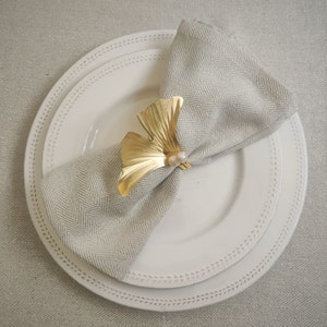 Gold Messing Perle Gingko Biloba Serviettenring, Hochzeit Tischdekoration, 21. Jahrestag Tischdekoration, Gold Serviettenringe, Serviettenhalter