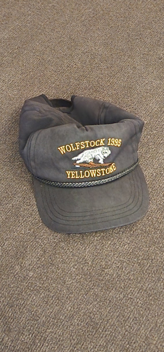 Vintage yellowstone wolfstock hat