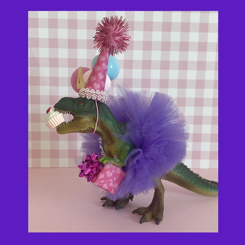 T-REX Dinosaur Cake Topper SHE-REX Balloons, Dinosaur Centerpiece, Dinosaur Figurine, Dinosaur Birthday Cake, Cupcake, Girl Dino Party Decor imagem 11