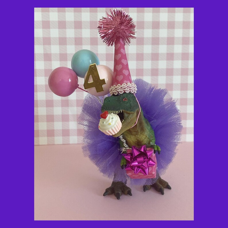 T-REX Dinosaur Cake Topper SHE-REX Balloons, Dinosaur Centerpiece, Dinosaur Figurine, Dinosaur Birthday Cake, Cupcake, Girl Dino Party Decor imagem 7
