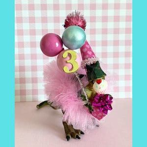 T-REX Dinosaur Cake Topper SHE-REX Balloons, Dinosaur Centerpiece, Dinosaur Figurine, Dinosaur Birthday Cake, Cupcake, Girl Dino Party Decor imagem 6