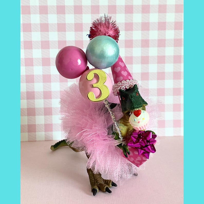 T-REX Dinosaur Cake Topper SHE-REX Balloons, Dinosaur Centerpiece, Dinosaur Figurine, Dinosaur Birthday Cake, Cupcake, Girl Dino Party Decor imagem 6