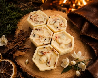 Woodsmoke Leather Botanical Wax Melts – Organic Coconut & Beeswax Blend – Strong Woody Aroma – Highly Scented Home Fragrance