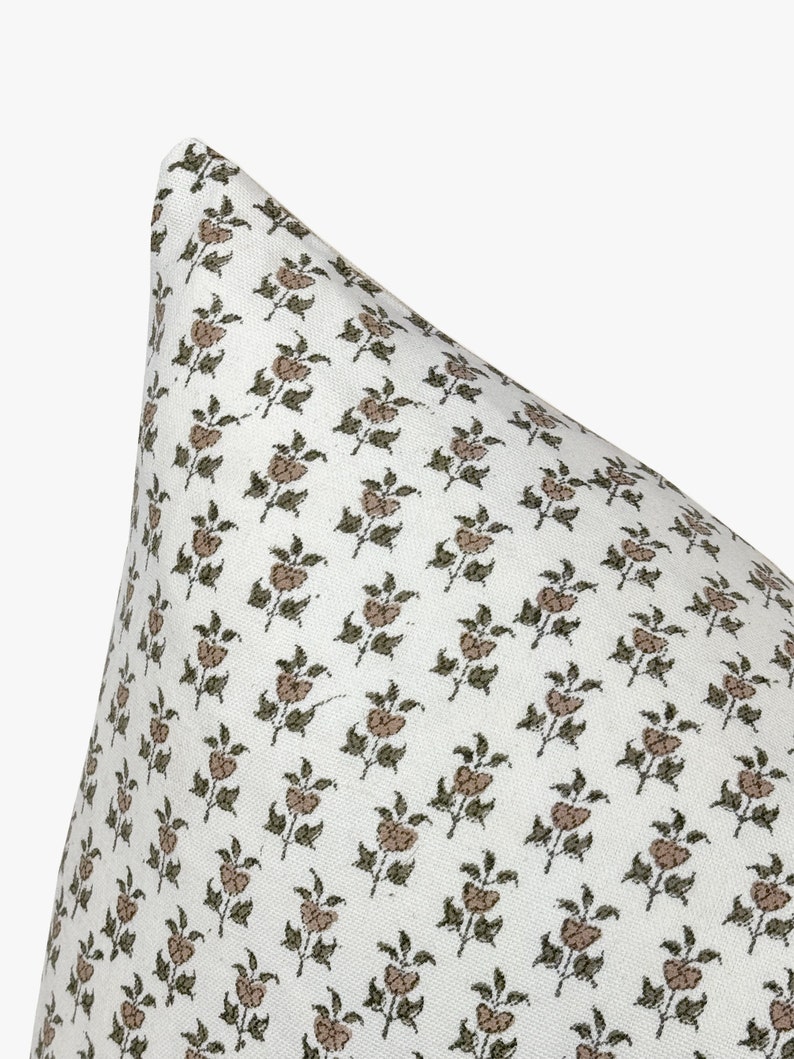 GLORIA | Designer Mocha Olive Floral Linen Pillow Cover, Block Print Pillow, Small Floral Print, Light Brown Floral Pillow, Spring Pillow bild 4