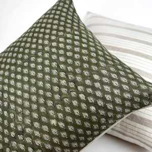 OLIVE | Designer Olive Green Linen Pillow Cover, Block Print Pillow, Farmhouse Pillow, Designer Pillow, Floral Leaf Pillow, Rustic Pillow bild 6