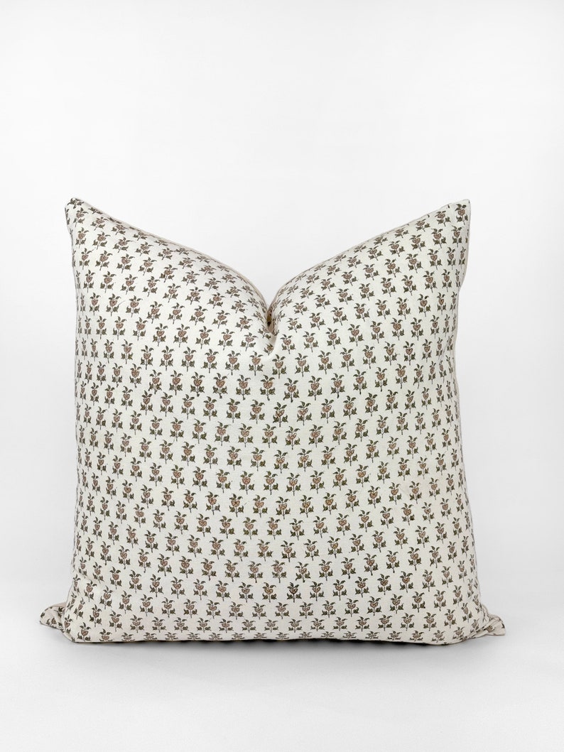 GLORIA | Designer Mocha Olive Floral Linen Pillow Cover, Block Print Pillow, Small Floral Print, Light Brown Floral Pillow, Spring Pillow bild 2