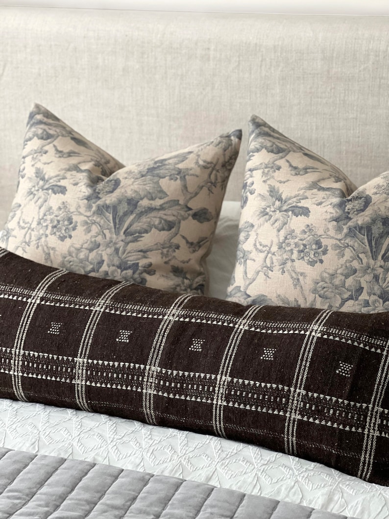 Maren & Firth Moraine Lumbar Pillow Cover - Thumbnail 4
