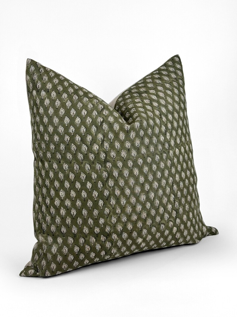 MARENANDFIRTH Linen Pillow Cover - Thumbnail 4