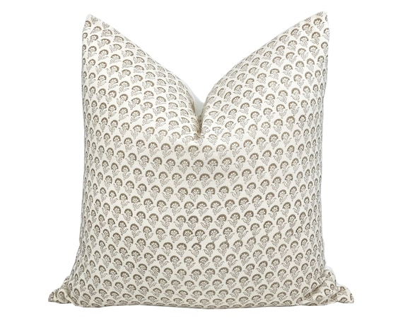 Simple Printed Linen Pillow Simple Printed Linen Pillow
