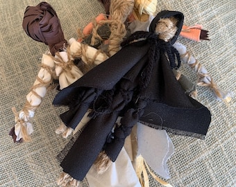 VOODOO DOLLS - 7cm. Set of 5 rustic, rough-hewn voodoos. Hand made, each unique. Recycled fabric. Free Pins…