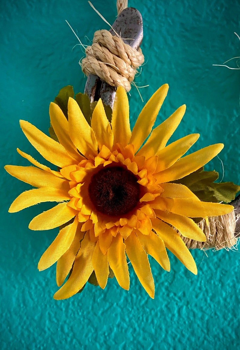 Rustic Hanging Horseshoe Wall Decoration With Sunflowers, Farmhouse