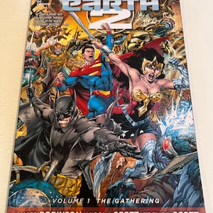 Earth 2 - Vol 1 The Gathering TPB