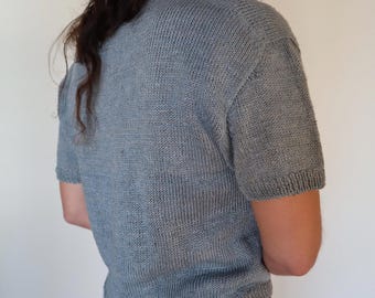 Waves Tee - knitting pattern | basic knit tee, classic knit tee, knit t-shirt with ribbing hems, light knit tee.