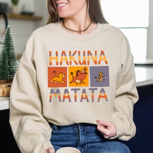 Disney Hakuna Matata Sweatshirt, Animal Kingdom Sweatshirt,Disney Vacation Sweatshirt,Cute Lion King Sweat, Disney Simba Shirt, Disney Sweat