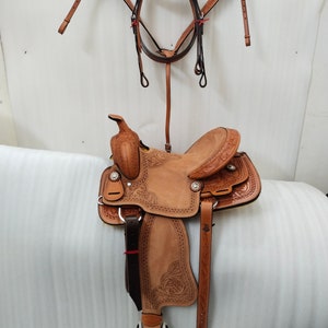 Durable Western  Leather Hand Carve Roper Ranch Saddle Size: (12&quot; To 18&quot;) Inch .