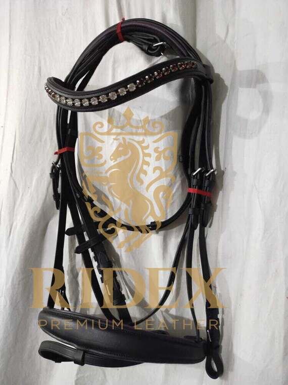 EQUESTRIAN QUEEN Bridon en cuir avec cristaux – Rembourrage