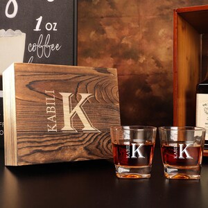 Personalized Whiskey Glass Set with Wooden Box, Engraved Whiskey Glass, Whiskey Gifts for Him, Groomsmen Gift, Gift for Dad