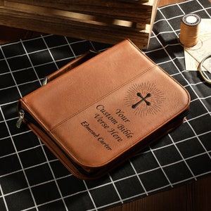 Leren Bijbelomslag, Gepersonaliseerde Boekomslag, Gegraveerde Bijbelomslag, Gepersonaliseerde Bijbeltas, Monogram Bijbelomslag, Leren Bijbeltas