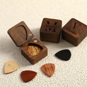 Benutzerdefinierte Holz Gitarre Picks Box, Personalisierte Gitarre Pick Box, Holz Gitarre Pick Organizer, Musik Geschenk, Valentinsgeschenk Bild 6