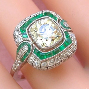 Anillo de compromiso vintage de plata 925 con diamantes de talla cojín de 2,30 quilates, halo engastado en bisel, regalo para ella, anillo de compromiso antiguo, regalos.