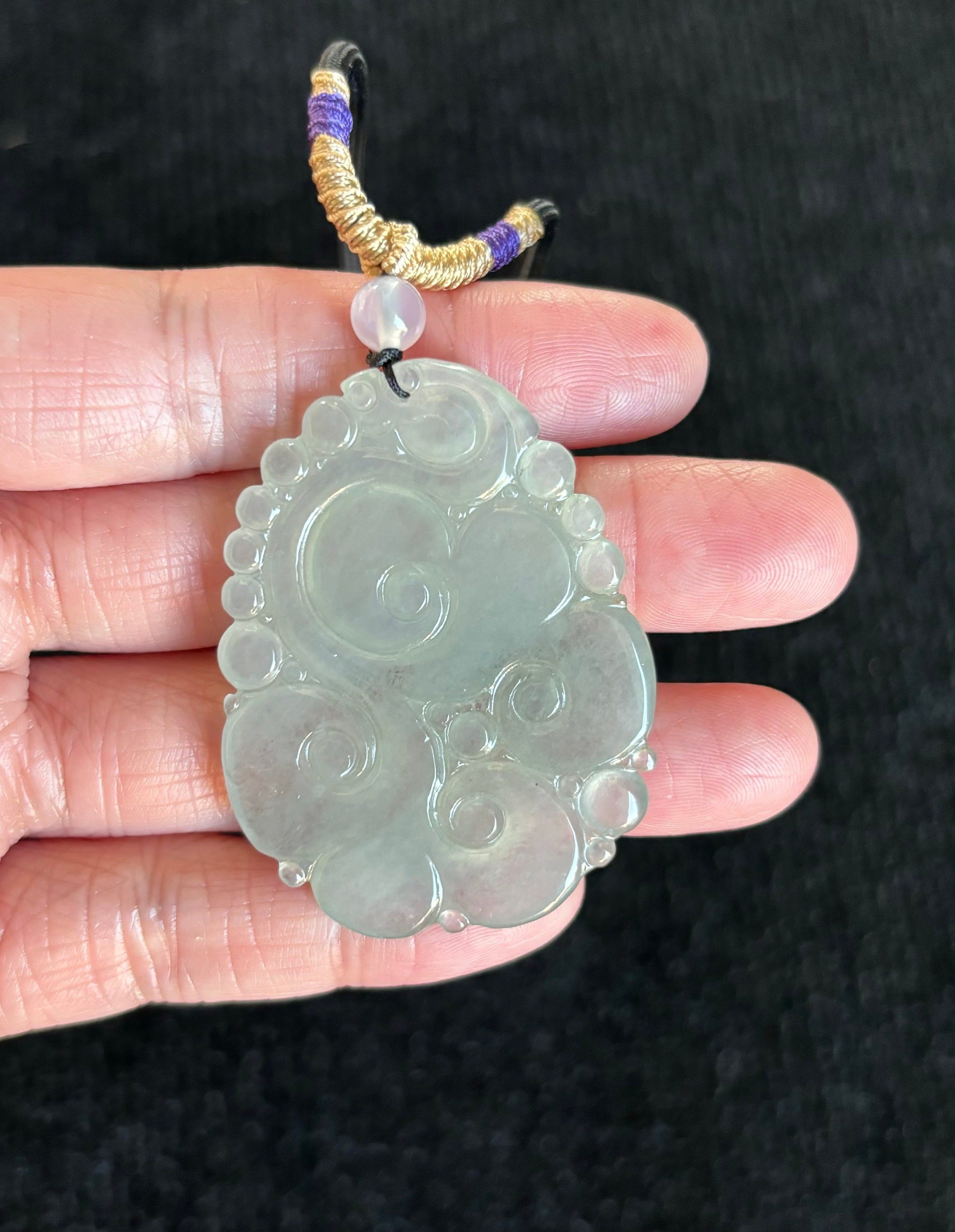 非常に氷のような吉兆の雲如意翡翠ペンダントネックレス、100%未処理