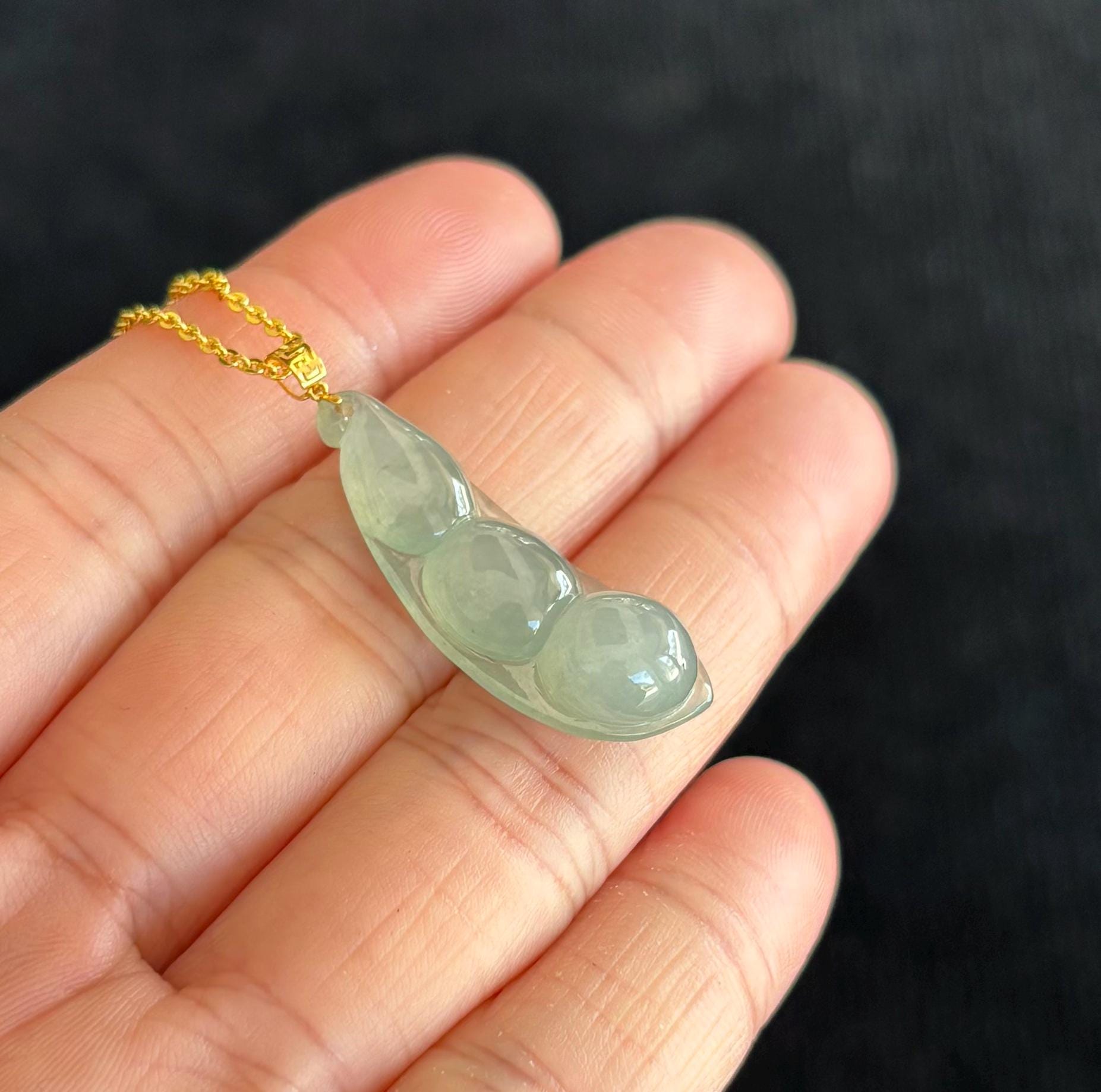 アクセサリー Icy Jade Lucky charms 18k stamped Highly Icy Jadeite Jade, Lucky Bean Jadeite Jade Pendant 18K Gold