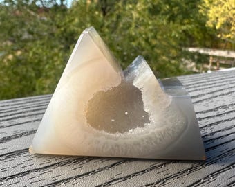 Druzy Agate Mountain