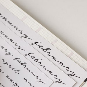 Pegatinas con escritura de meses, 3 tamaños de pegatinas, pegatinas para encabezado de mes, semanas de Hobonichi, pegatinas de meses del año