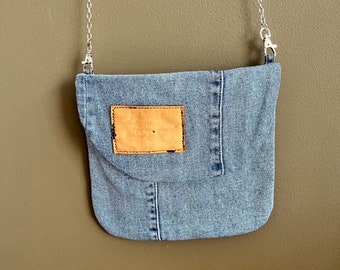 Kleine Umweltfreundliche Schultertasche - Upcycled Blue Denim Crossbody Bag