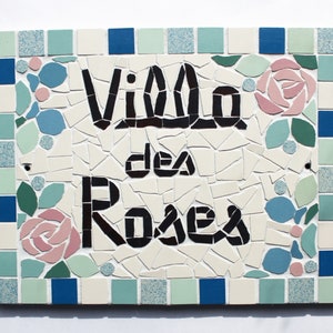 Adressschild aus Keramikmosaik, Hausnummer oder Tür, 27x21cm, zum Aufhängen, floraler Stil, Möglichkeit der individuellen Farbgestaltung