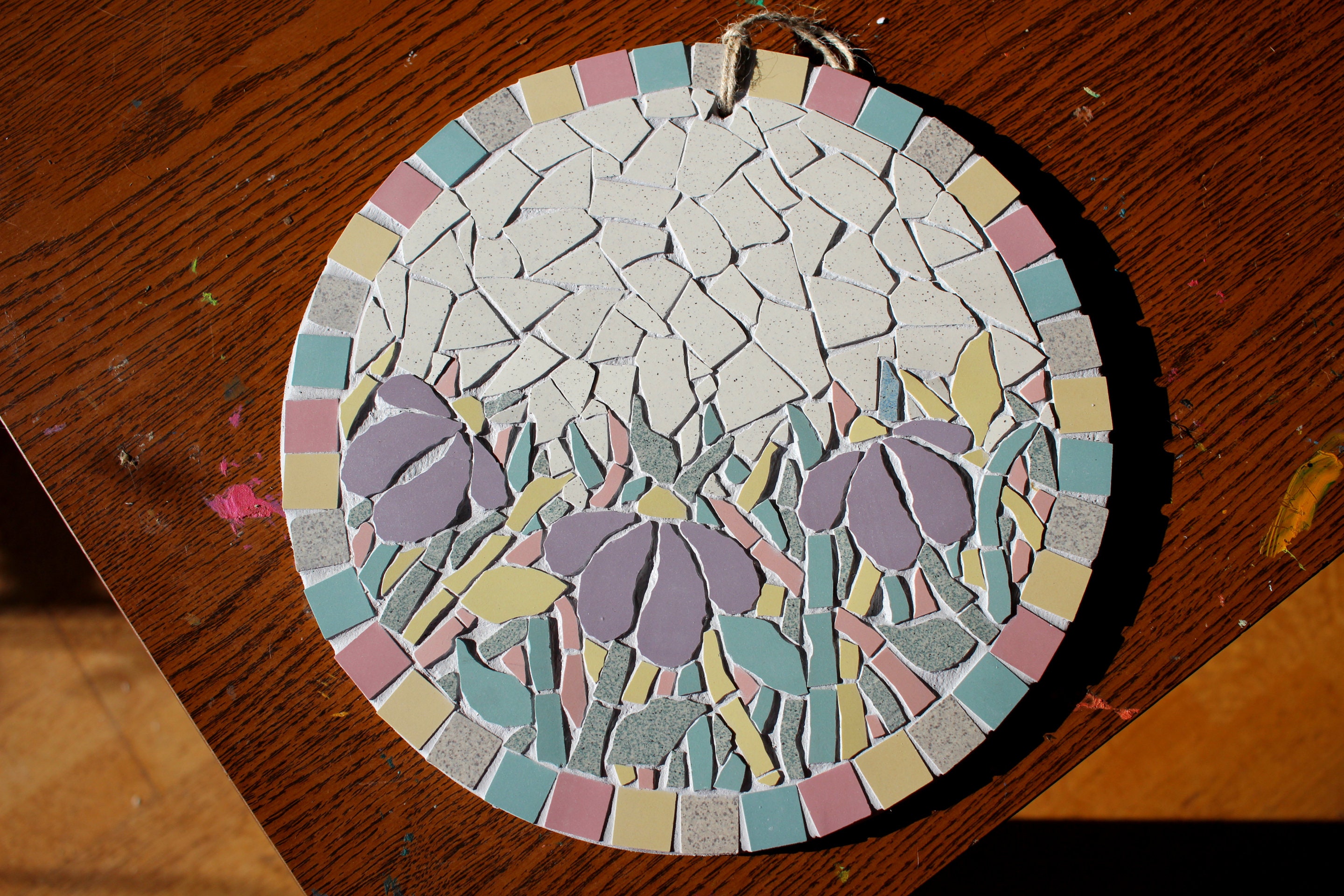 Mosaïque Décoration ou Cadeau Fleurs Violettes, Plantes et Florales, Unique Fait Main, Style Art Nou