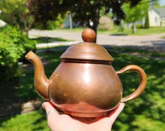 Vtg Tagus Portugal R 54 handmade personal sized copper teatpot with wood ball lid handle and cork spoit stop, cottage shabby chic gift