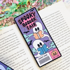 Gruselige Buchmesse Lesezeichen, Gruselige Buchclub Lesezeichen, Niedliche Geister lesen, Gruseliges Halloween Lesezeichen, Gutschein Gutschein Stil Gestanztes Lesezeichen