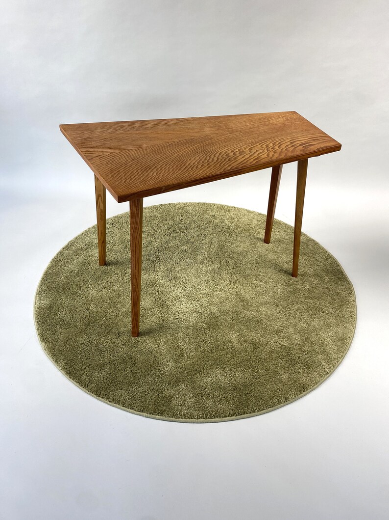 Vintage midcentury houten asymmetrische salontafel uit de jaren 60, lichte, hoge, heldere houtnerf, gerestaureerd afbeelding 6