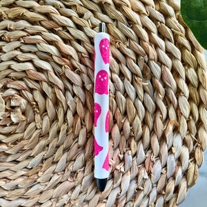 Spooky Halloween Glitter Pen, Custom Epoxy Pens, Spooky Basket, Halloween Gift, Personalized Pen, Gel Pen