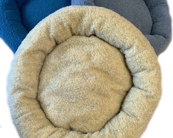 Donut Snuggle Bed - Anti Anxiety Calming Dog Bed - Soft Sherpa Fleece