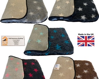 PnH Veterinary Bedding® Non Slip Classic Range, BINDED for Extra Strength & Durability, Vet Bed Pieces with a Professional Look STARS Design