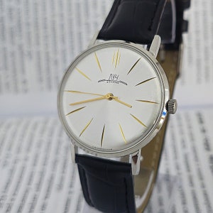 Vintage Watch USSR LUCH -nPoljot De Luxe Ultra SLIM Wristwatch 23 Jewels 2209