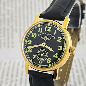 Watch Sturmanskie Mechanical Wristwatch Pobeda 2602 Vintage Military USSR Gold