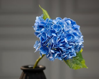 Tige d'hortensia bleu Real Touch 21 pouces, fleur artificielle, pièce maîtresse, décoration florale à faire soi-même, décoration de table de mariage, faux hortensia, décoration haut de gamme