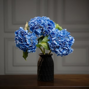 DIY Floral Decoration Essential: Real Touch Blue Hydrangea Stem, 21", Enhances Wedding Tablescapes and Home Decor with Lifelike Beauty.