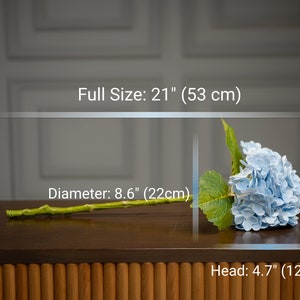 Premium DIY Floral Decoration with 21-inch Artificial Blue Hydrangea Stem for Wedding and Home Settings.