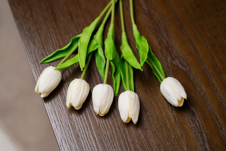 14" Fake Tulip, Real Touch White Tulip Flowers, Artificial Tulips for Bouquet, Home/Wedding Decor, DIY Flowers, PU Tulip Faux, Party Supply
