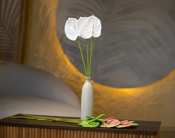 Tige d'anthurium Real Touch 22 pouces Pièce maîtresse de fleurs artificielles haut de gamme, décoration florale à faire soi-même, décoration de table de mariage, faux décor tropical pour la maison