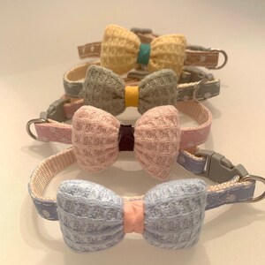 Polka Dot Cat Collar with Soft Fluff Bow: Adjustable Collar