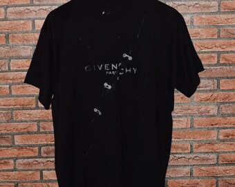Givenchy Tshirt - Etsy Givenchy Tshirt - Etsy