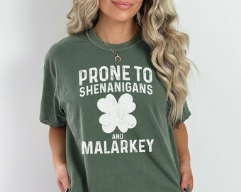 St Patrick's Day Shirt, Comfort Colors® Retro Distressed Shamrock TShirt, St Patty's Drinking Tee, Lucky Irish Shirt, Trendy T-shirt Tee